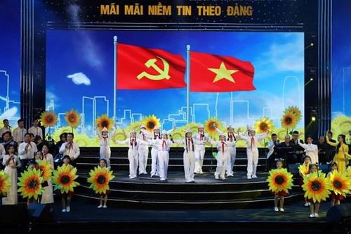 Tối nay, diễn ra chương trình 'Mãi mãi niềm tin theo Đảng'