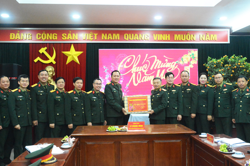 Thượng tướng Lê Quang Minh thăm, chúc Tết Cục Hậu cần (Tổng cục Chính trị)