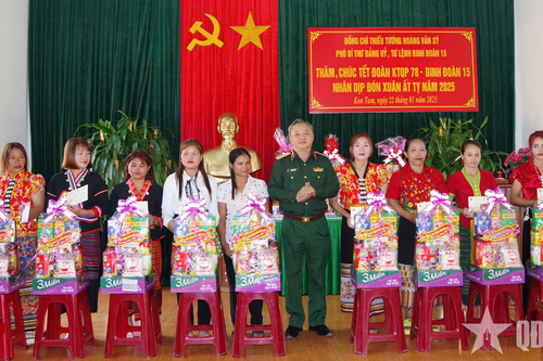 Đoàn Kinh tế - Quốc phòng 78: Gần 8.000 suất quà Tết tặng người lao động và nhân dân