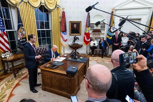 Các sắc lệnh nổi bật của Tổng thống Donald Trump