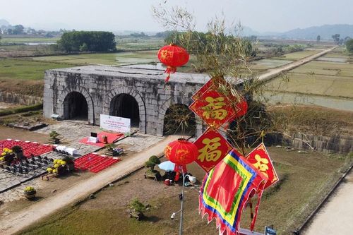 Lễ thượng nêu, thả cá chép trong Di sản văn hóa thế giới Thành Nhà Hồ