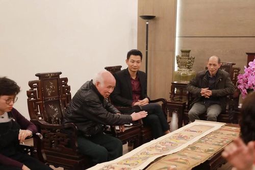 Hai tác phẩm mỹ thuật quý hiếm được Bảo tàng Mỹ thuật Việt Nam tiếp nhận