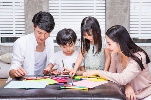 Làm thế nào để dạy con học tại nhà không biến thành 'cuộc chiến'?