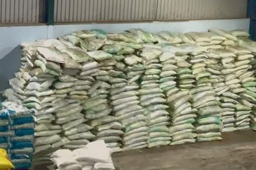 Phá đường dây sản xuất phân bón giả với hàng nghìn tấn