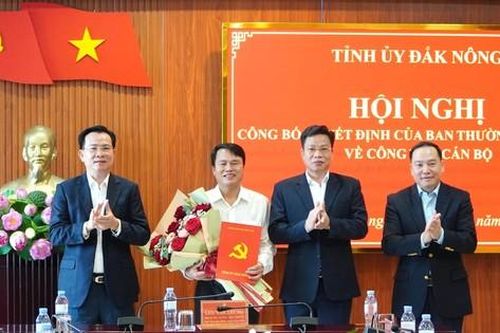 Công bố quyết định của Ban Thường vụ Tỉnh ủy Đắk Nông về công tác cán bộ