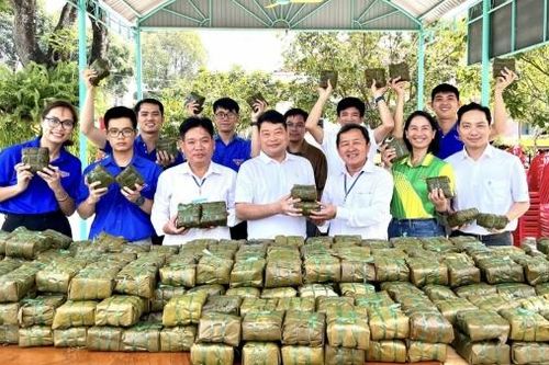 'Ngàn tấm bánh – Vạn nghĩa tình' PVFCCo