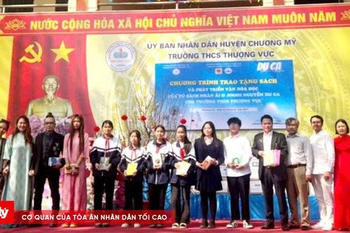 Đêm nhạc Trần – Nguyễn Du Ca trao tặng 1.000 đầu sách cho học sinh Hà Nội
