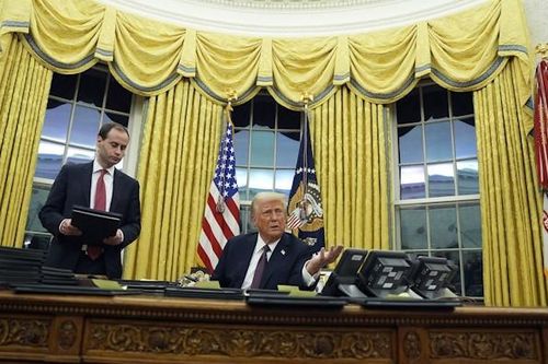 Lời chỉ trích đầu tiên của ông Trump với Tổng thống Putin ngay sau lễ nhậm chức