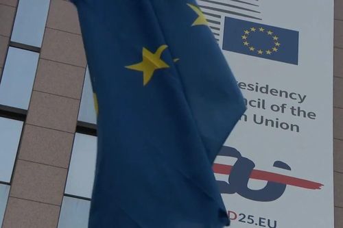 EU tăng cường năng lực cạnh tranh và hỗ trợ Ukraine