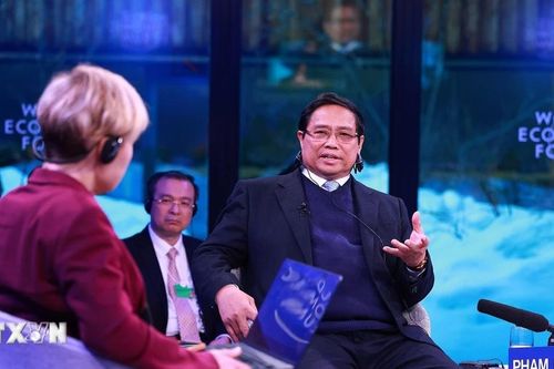Thủ tướng Phạm Minh Chính đối thoại chính sách đặc biệt tại WEF Davos