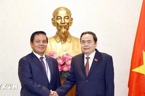 Chủ tịch Quốc hội tiếp Phó Chủ tịch thứ nhất Thượng viện Campuchia