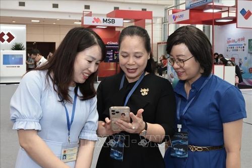 Ngân hàng tập trung hút khách trên nền tảng số