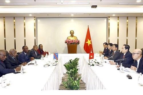 Chủ tịch Quốc hội tiếp Chủ tịch Quốc hội Cộng hòa Dân chủ Congo