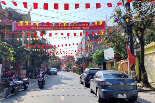 Mãn nhãn với những đường cờ rực rỡ màu sắc tại Quảng Bình