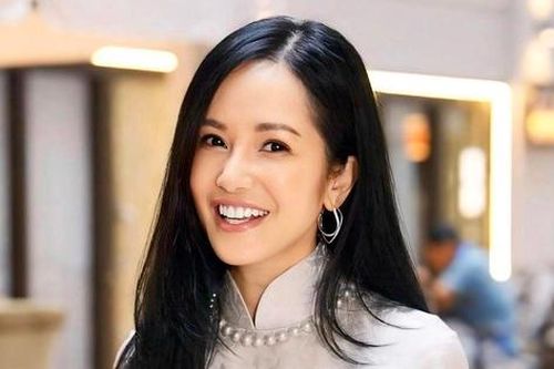 Ca sĩ Hồng Nhung tiết lộ đang điều trị ung thư vú
