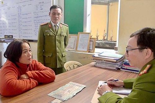 Bắt người phụ nữ 'chôm' hơn 60 triệu đồng của tiểu thương ở chợ