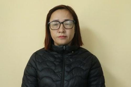 Khởi tố nhân viên thu cước viễn thông chiếm đoạt tiền
