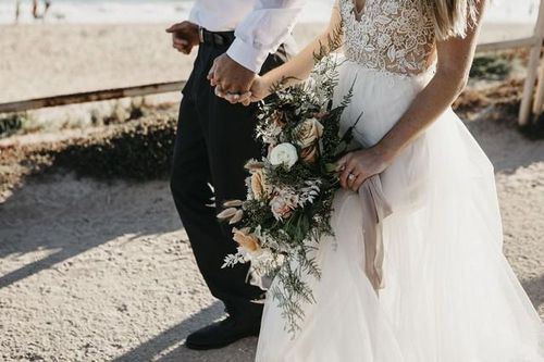 Cô gái suýt bị bạn thân 'cạch mặt' vì không mời cưới