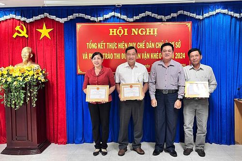 Tổng kết thực hiện quy chế dân chủ cơ sở ở TP. Long Xuyên