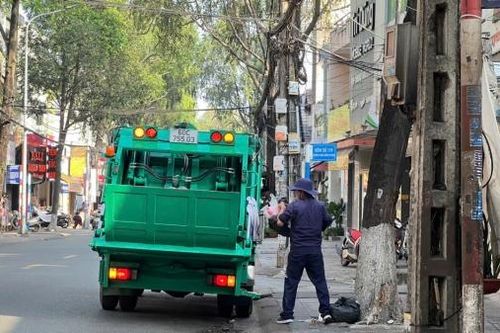 Tạm ngừng thu gom rác trong ngày mùng 1 Tết
