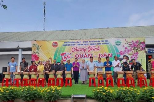 Huyện Vĩnh Cửu tổ chức chương trình Tết quân - dân