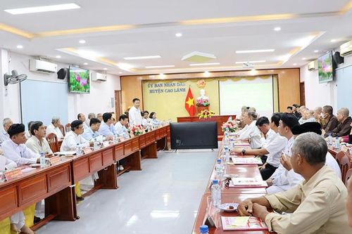 Tổ chức họp mặt chức sắc, chức việc tôn giáo mừng Đảng - mừng Xuân Ất Tỵ 2025