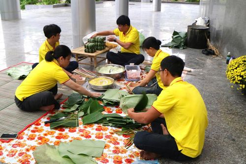 Tết