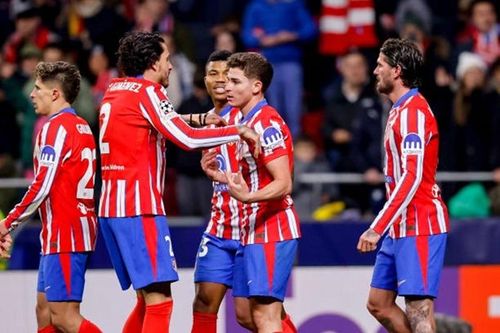Julian Alvarez tỏa sáng giúp Atletico Madrid ngược dòng khó tin trước Bayer Leverkusen
