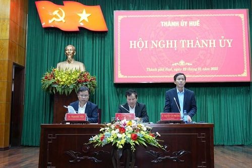 Phấn đấu tăng trưởng kinh tế 2 con số trong nhiệm kỳ mới