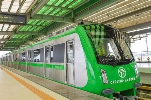 Hà Nội: Tàu điện trên cao có thể chạy xuyên đêm trong dịp Tết Nguyên đán