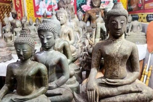 'Kho báu' lịch sử ở Lào hút hàng nghìn du khách, người dân phấn khởi vì kiếm tiền tỷ mỗi ngày