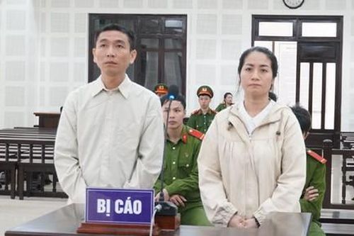 Vợ chồng chủ xưởng sản xuất giò chả sử dụng hàn the lãnh án