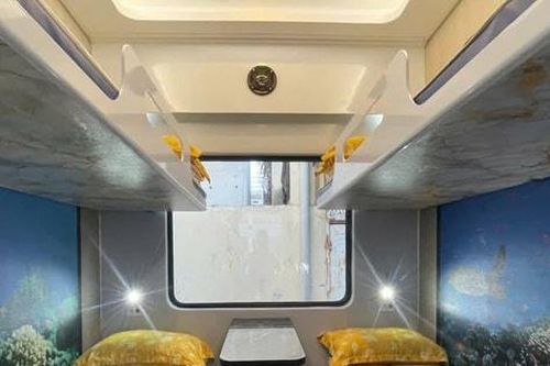 Sang trọng những toa tàu Tết từ ga Sài Gòn đi ga Nha Trang
