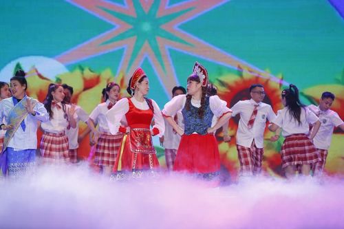 'Gala cười 2025' chủ đề 'Bật tiếng cười lên' phát sóng tối mồng 2 Tết