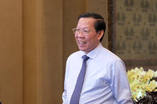 Chủ tịch TP.HCM: 'Tiền không thiếu, vấn đề là tiêu như thế nào'