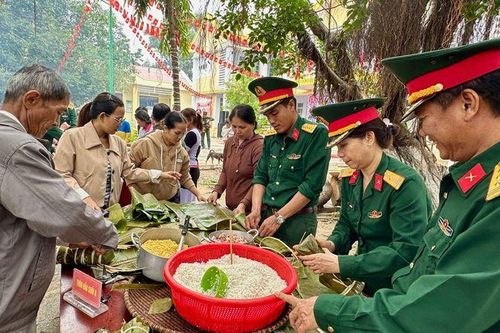 Vui xuân mới với đồng bào vùng cao Ninh Thuận