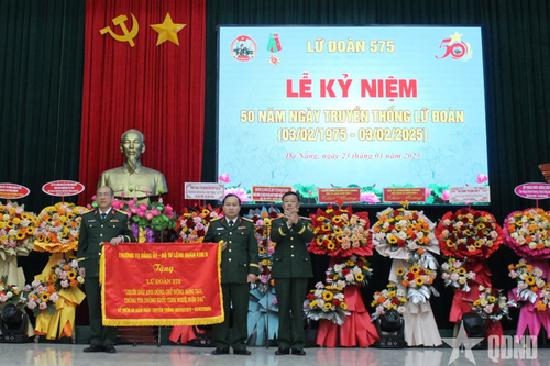 Lữ đoàn 575 (Quân khu 5) kỷ niệm 50 năm ngày truyền thống