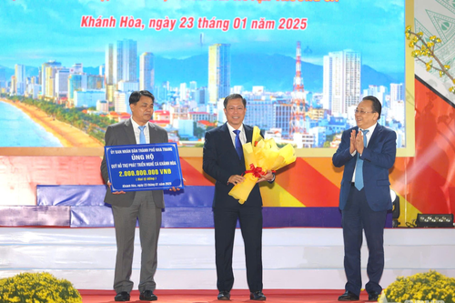 Tỉnh Khánh Hòa chúc Tết quân, dân huyện đảo Trường Sa qua cầu truyền hình