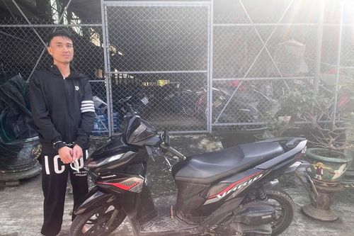Chạy đâu cho thoát