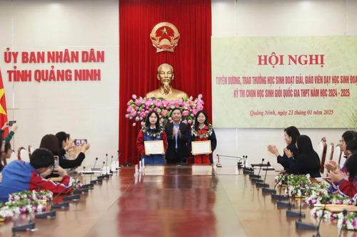Quảng Ninh tuyên dương học sinh đoạt giải quốc gia
