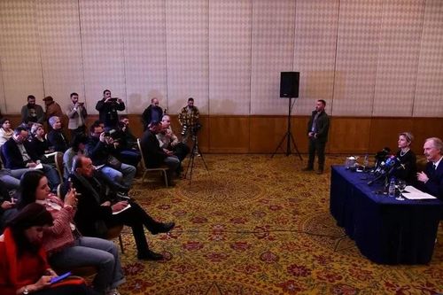 Điểm danh 7 trở ngại lớn mà chính quyền lâm thời Syria phải đối mặt, Damascus nhắc nhở Iran 'hãy ở yên'