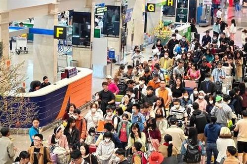 1.000 chuyến bay đến/đi từ Tân Sơn Nhất hôm nay