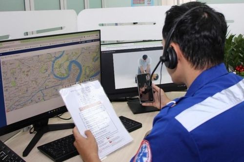 TPHCM: Nghẹt thở cấp cứu bé sinh non trên đường qua video call