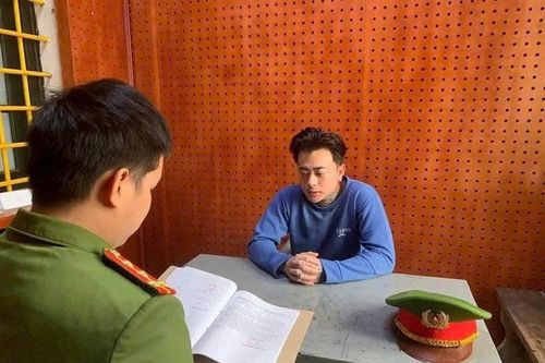 Khởi tố nam Tiktoker say xỉn đi ngược chiều, livestream khi bị CSGT kiểm tra