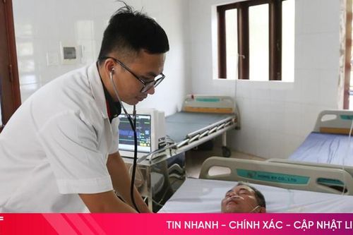 Blouse trắng nơi đảo xa...!