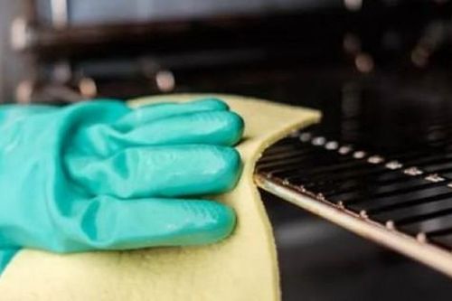 6 mẹo đơn giản làm sạch lò nướng đón Tết