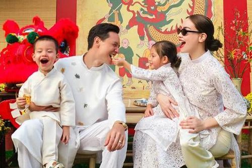 Hồ Ngọc Hà trang trí biệt thự 30 tỷ ven sông đón Tết Nguyên đán 2025