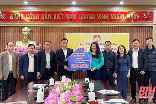 Bộ Ngoại giao ủng hộ tỉnh Thanh Hóa 180 triệu đồng hỗ trợ xây dựng nhà ở cho hộ nghèo