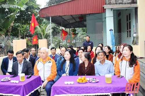 'Quỹ kết nối yêu thương - lan tỏa nhân ái' khánh thành nhà ở cho hộ nghèo