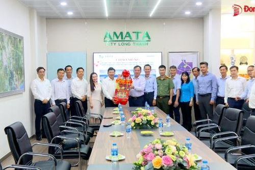 Chủ tịch UBND tỉnh Võ Tấn Đức thăm, chúc Tết doanh nghiệp, công trình trọng điểm